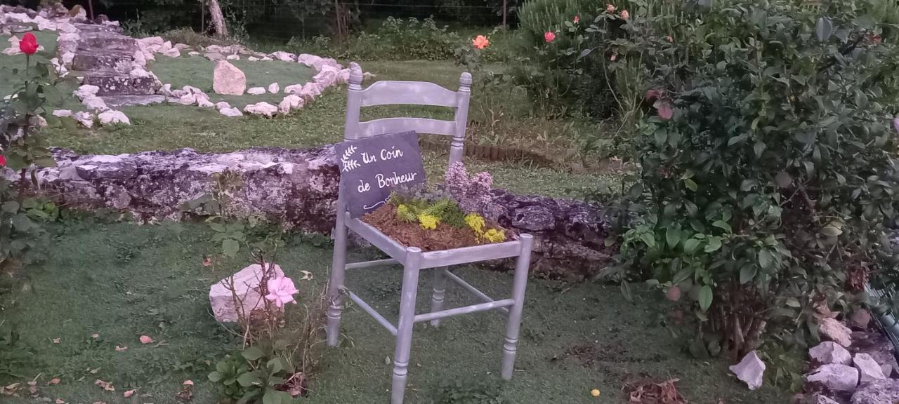 La Maison Josnes De Mady Bagian luar foto